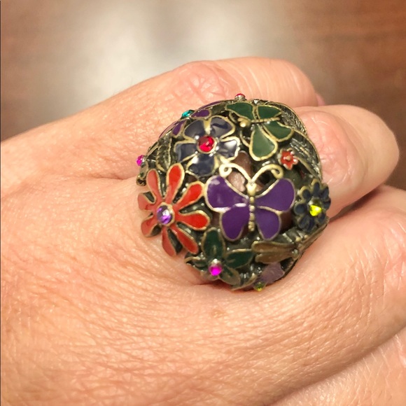 Ring - Picture 2 of 4